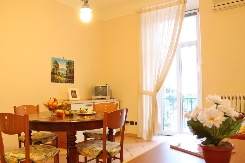 House Betty By Holiday World Albisola Superiore Bagian luar foto